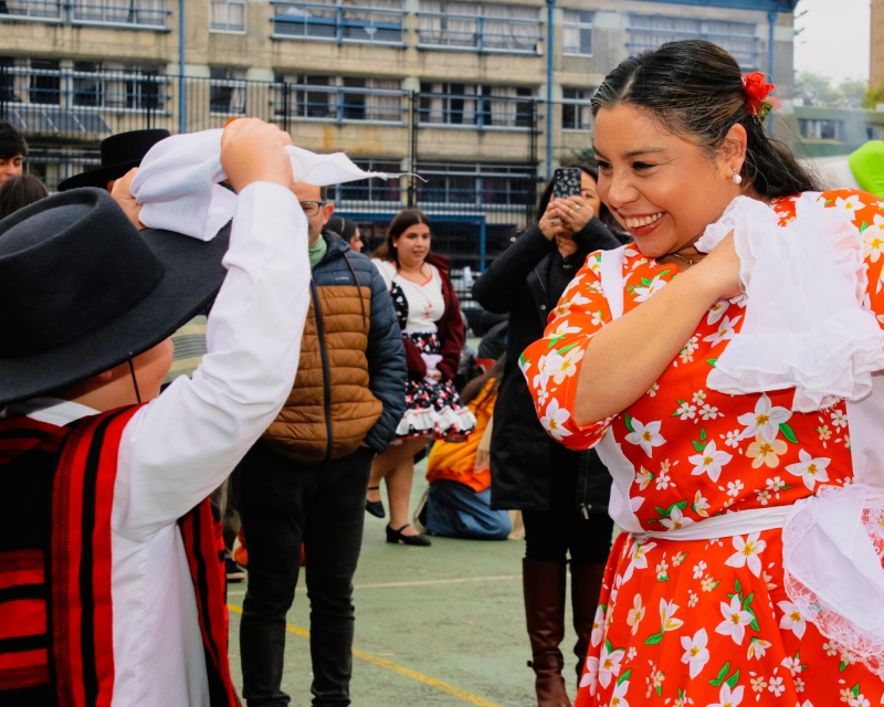 Tradición, cueca y sabor en el Día de la Chilenidad Salesiana