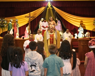 La Comunidad Educativo Pastoral de Concepción Celebra la Navidad con la Misa del Gallo