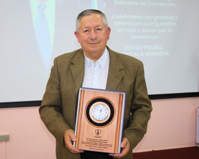 Despedida a Sergio Mondaca, Inspirador Educador de Educación Física: Un Legado de Pasión por el Deporte y la Formación Integral