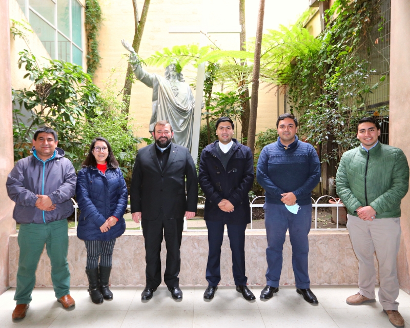 Equipo de evangelización comparte experiencias con el P. Carlo Lira