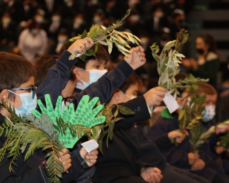 Nuestro colegio inicia la Semana Santa con la bendición de los Ramos