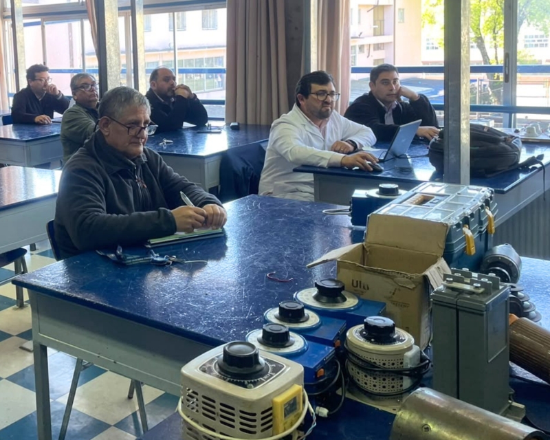 Colegio Salesiano fortalece la formación de docentes del área Técnico Profesional en energías renovables